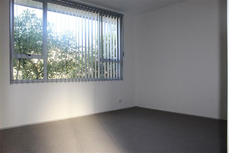 Photo of property in 7 Skelton Avenue, Randwick Park, Auckland, 2105