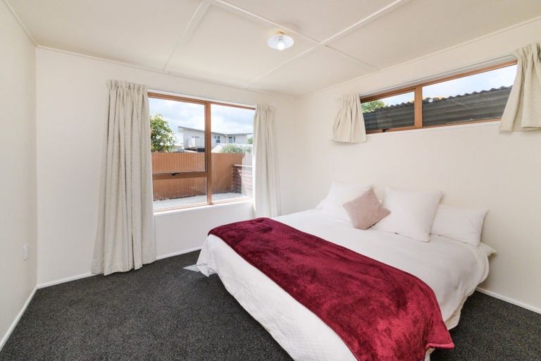 Photo of property in 15a Carthew Street, Feilding, 4702