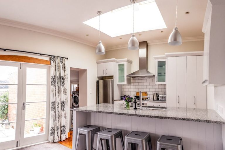 Photo of property in 13 Trevor Terrace, Newtown, Wellington, 6021