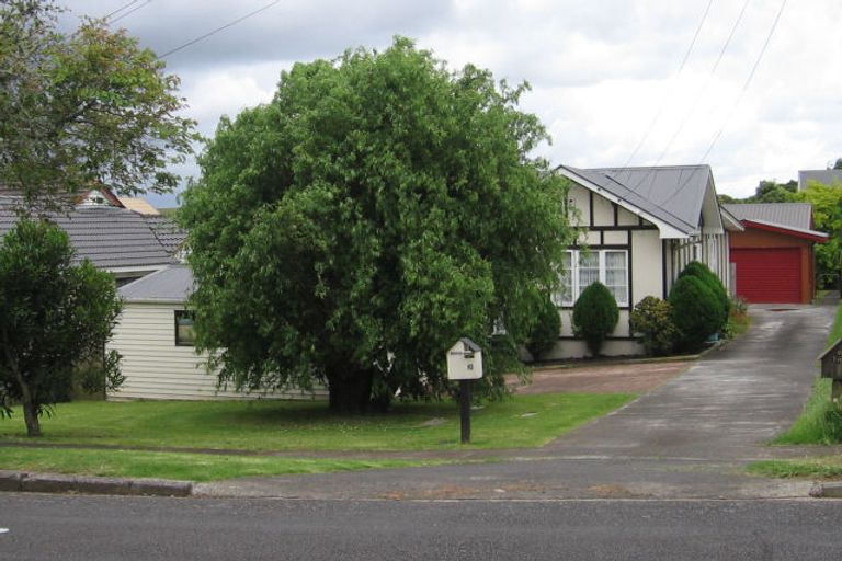 Photo of property in 2/10 Ryburn Road, Mount Wellington, Auckland, 1062