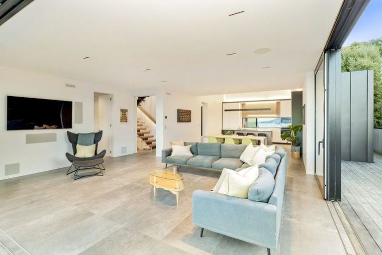 Photo of property in 109 Main Road, Governors Bay, Lyttelton, 8971