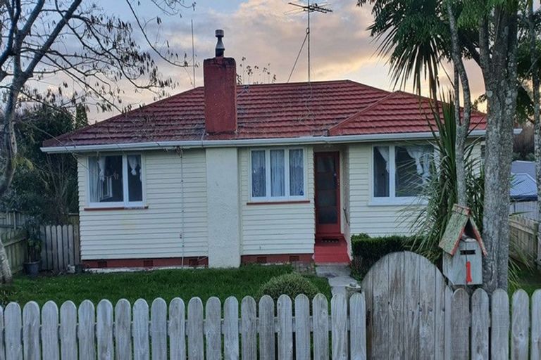 Photo of property in 1 Westland Road, Tuakau, 2121