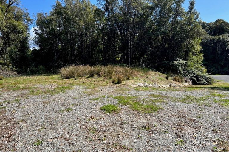 Photo of property in 4 Kakapo Way, Moana, 7875