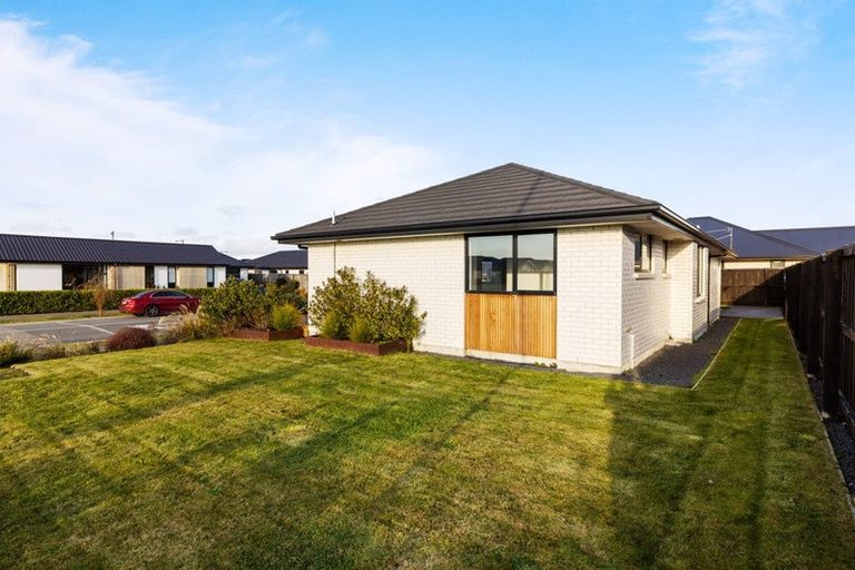Photo of property in 40 Avanda Avenue, Rolleston, 7615