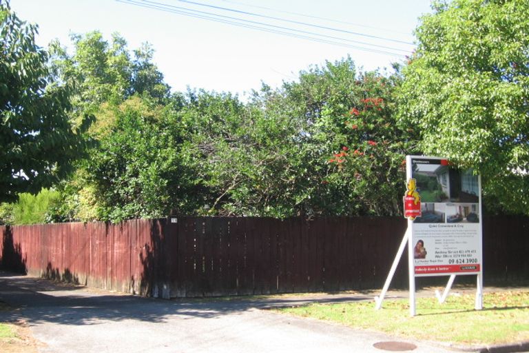 Photo of property in 3/11 Koromiko Street, New Lynn, Auckland, 0600