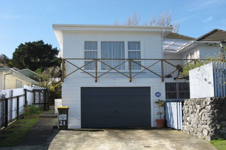 Photo of property in 21 Castlerea Street, Wainuiomata, Lower Hutt, 5014