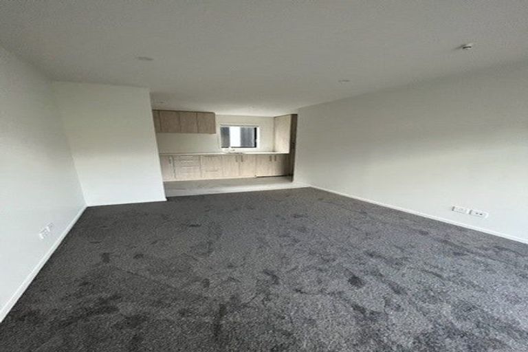 Photo of property in 2/41 Collingwood Street, Waterloo, Lower Hutt, 5011