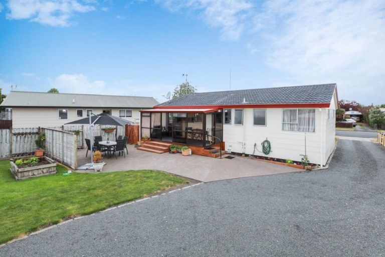 Photo of property in 18 Lindsay Crescent, Nawton, Hamilton, 3200