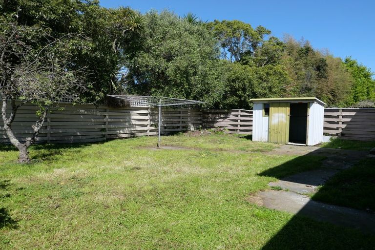 Photo of property in 17 Sunshine Avenue, Paraparaumu, 5032