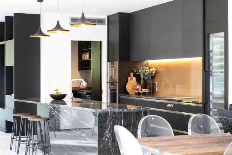 Photo of property in 1b Wood Lane, Fendalton, Christchurch, 8014