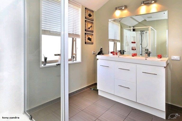 Photo of property in 1 Christie Place, Rolleston, 7614