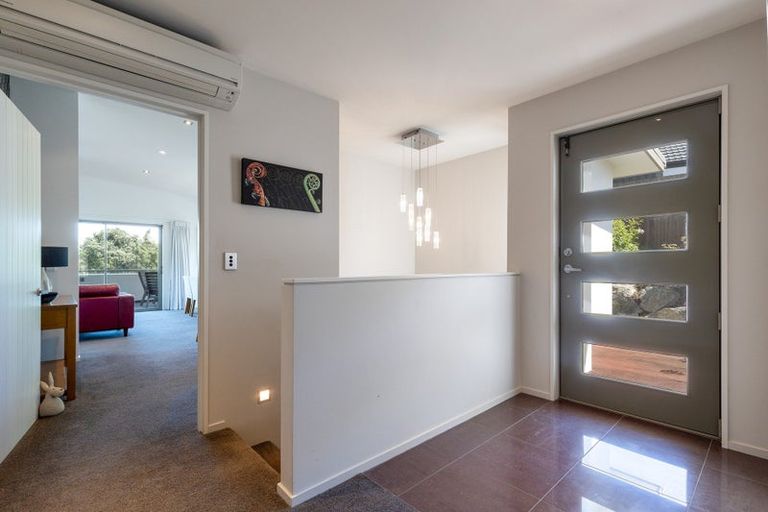 Photo of property in 355 Princes Drive, Britannia Heights, Nelson, 7010