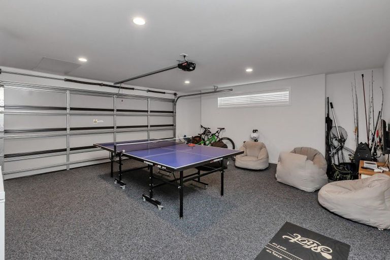 Photo of property in 11 Olney Court, One Tree Point, 0118