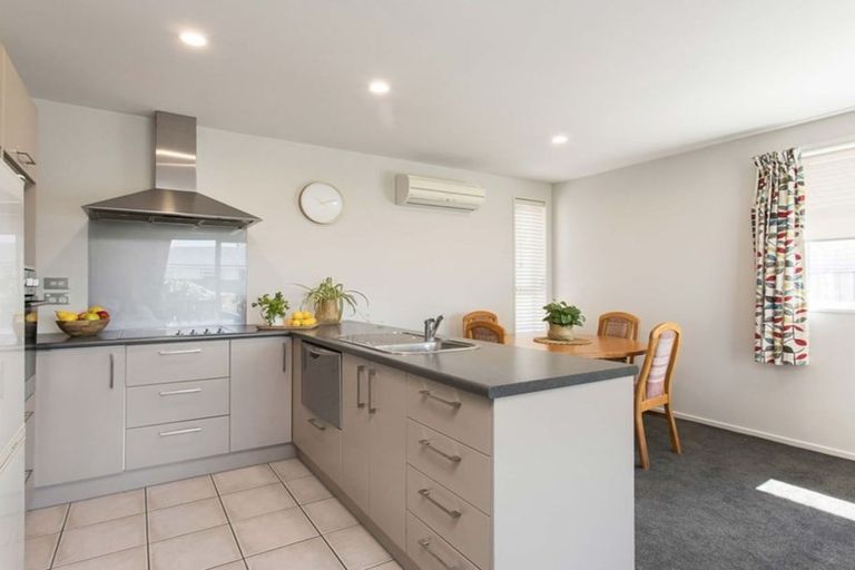 Photo of property in 118 Brynley Street, Hornby, Christchurch, 8042