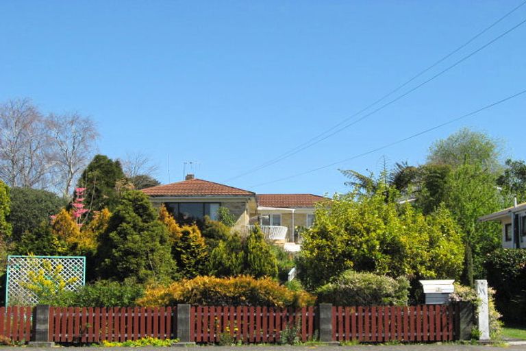 Photo of property in 82 Riverview Road, Huntly, 3700