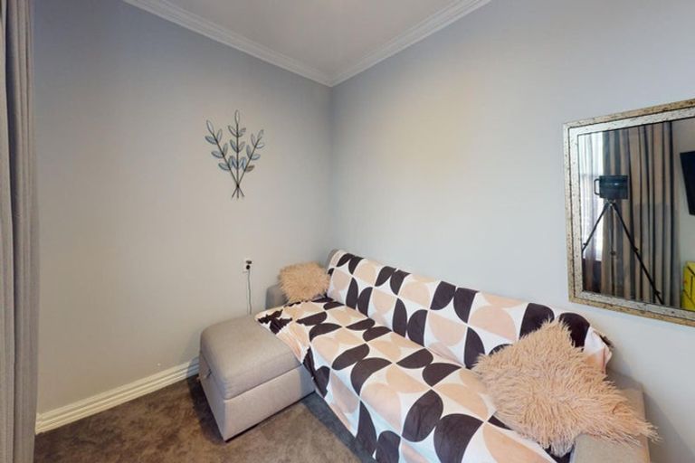 Photo of property in 9 Hereford Street, West End, Palmerston North, 4410