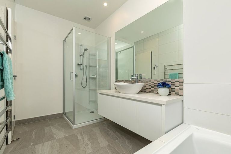 Photo of property in 45 Maurice Kelly Road, Wainui, 0932