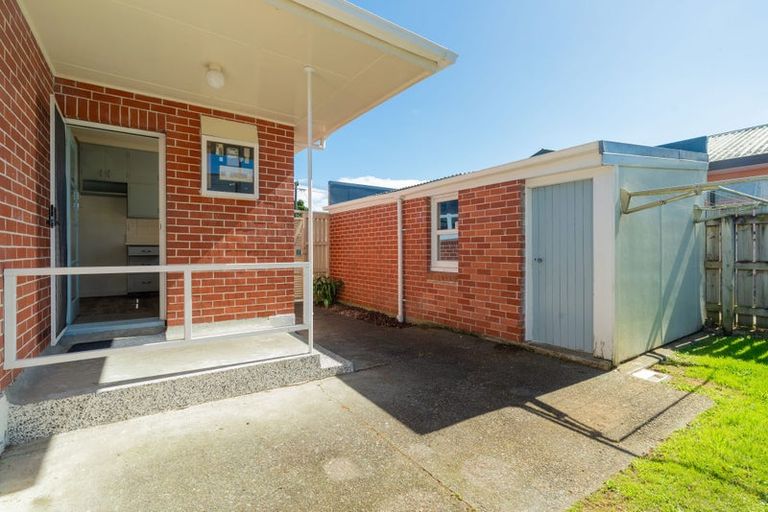 Photo of property in 22 Stanley Street, Levin, 5510