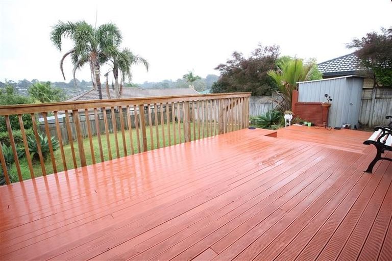 Photo of property in 16 Brittany Drive, Henderson, Auckland, 0612