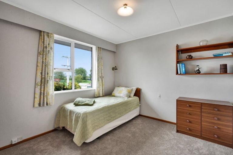 Photo of property in 6 Graham Street, Eltham, 4322