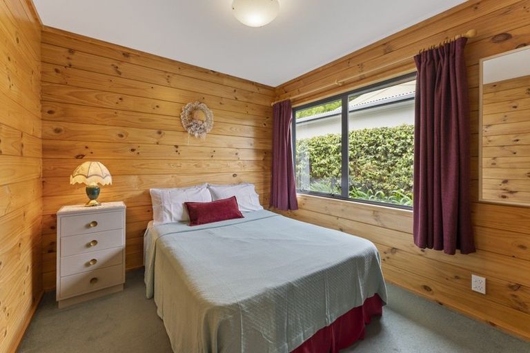 Photo of property in 9 Donegal Grove, Birchville, Upper Hutt, 5018