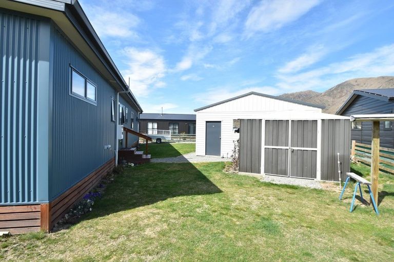 Photo of property in 17 Cirrus Place, Omarama, 9412