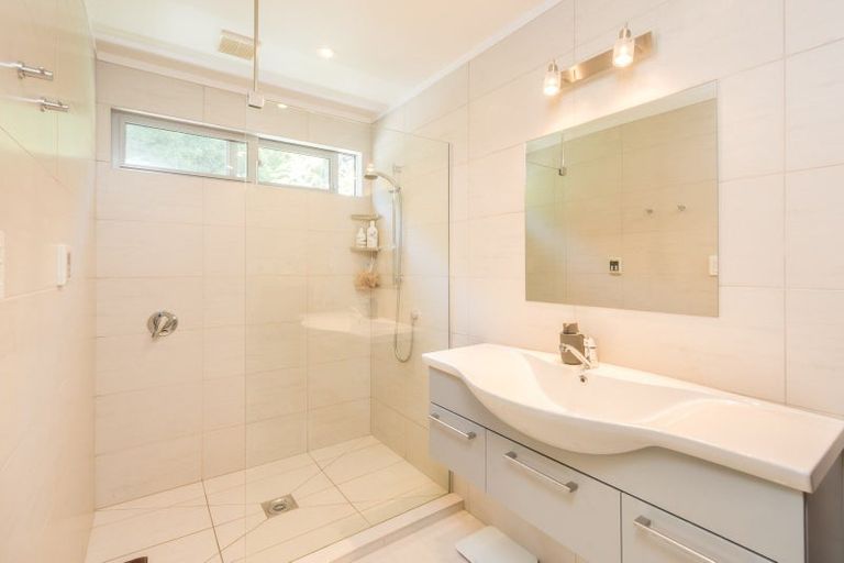 Photo of property in 251 Queen Charlotte Drive, Havelock, Picton, 7281