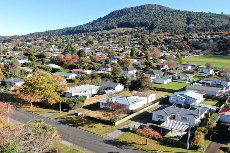 Photo of property in 5 Island View Road, Western Heights, Rotorua, 3015