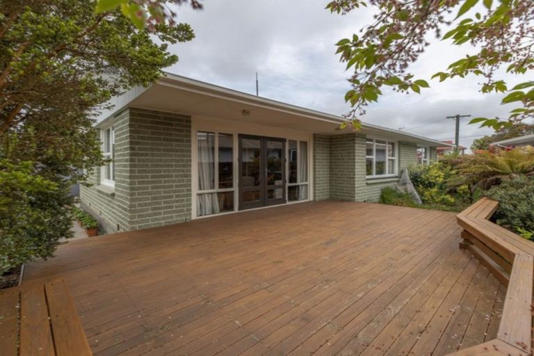 Photo of property in 45 Farquhars Road, Redwood, Christchurch, 8051