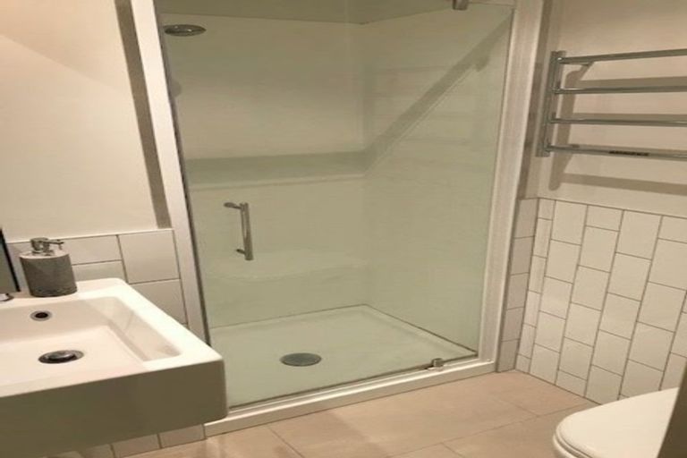 Photo of property in 18b Benares Street, Khandallah, Wellington, 6035