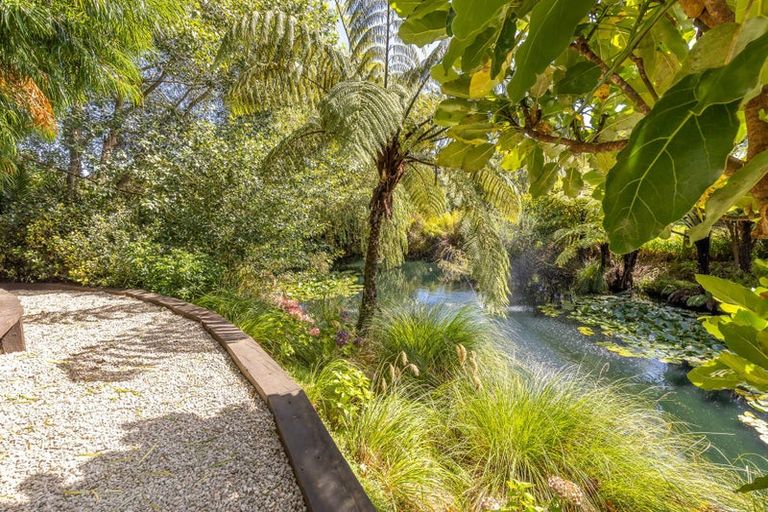 Photo of property in 124 Maui Pomare Road, Nikau Valley, Paraparaumu, 5032