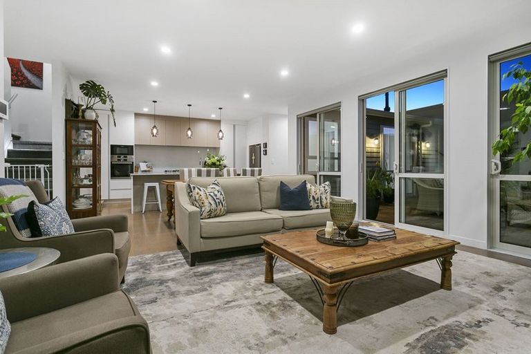 Photo of property in 64 Caldera Drive, Long Bay, Auckland, 0630