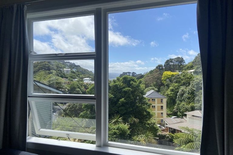 Photo of property in 164 Glenmore Street, Northland, Wellington, 6012
