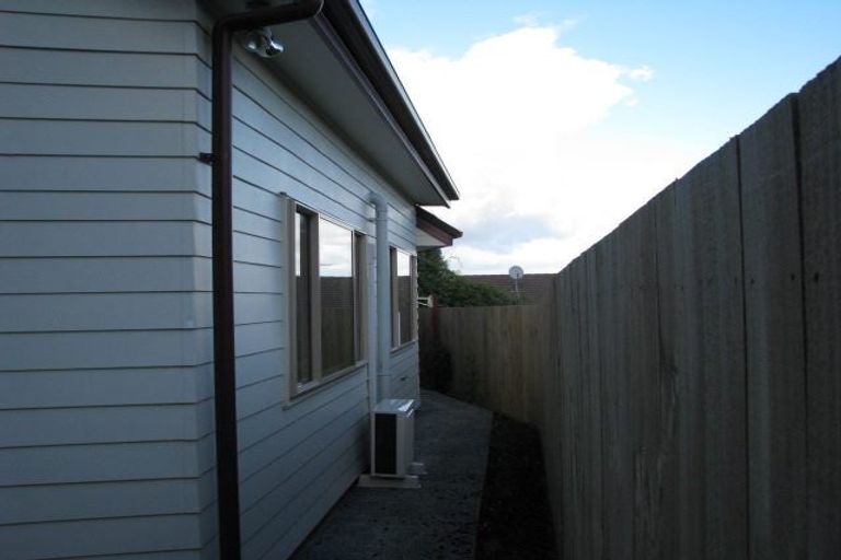 Photo of property in 14 Binda Place, Botany Downs, Auckland, 2010