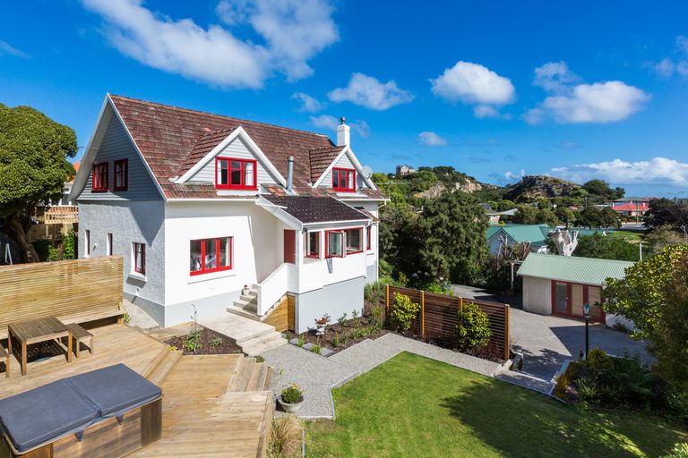 Photo of property in 205 Musselburgh Rise, Andersons Bay, Dunedin, 9013