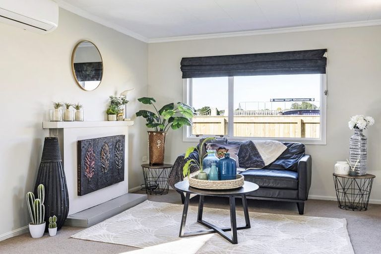 Photo of property in 71 Clifton Drive, Waitara, 4320