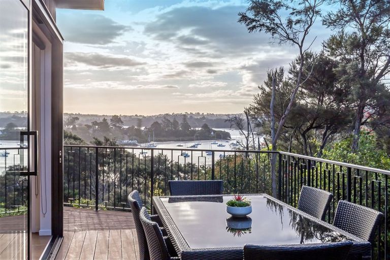 Photo of property in 19 Marae Road, Greenhithe, Auckland, 0632