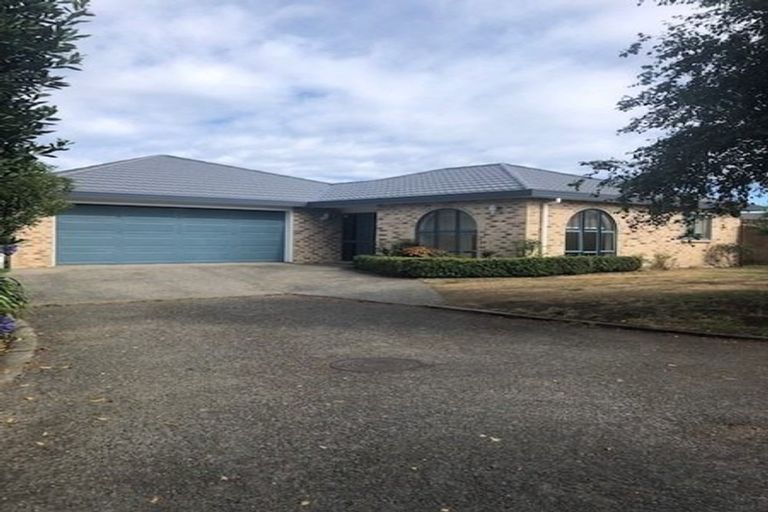 Photo of property in 9 Stella Court, Paraparaumu, 5032