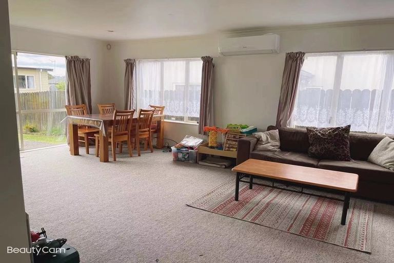 Photo of property in 41 Seymour Road, Sunnyvale, Auckland, 0612
