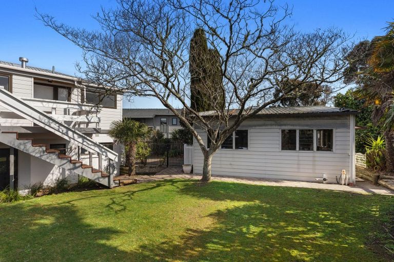 Photo of property in 129 Harbour Road, Ohope, 3121