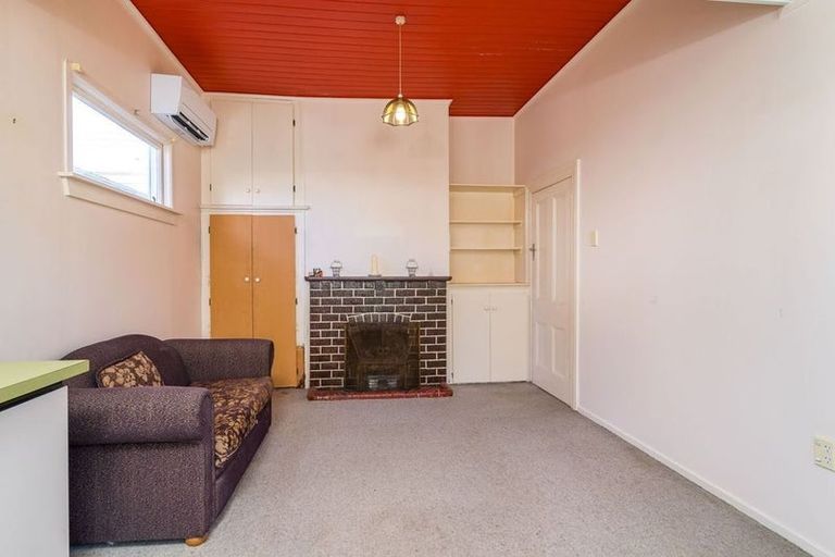 Photo of property in 91 Oxford Street, South Dunedin, Dunedin, 9012