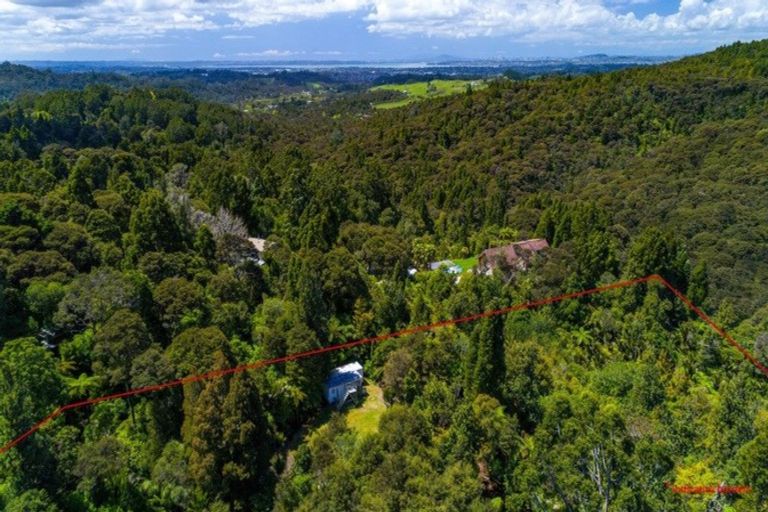 Photo of property in 118 Opanuku Road, Henderson Valley, Auckland, 0612