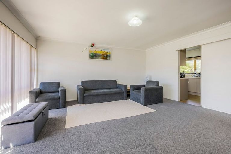 Photo of property in 2/66 Birdwood Avenue, Papatoetoe, Auckland, 2025