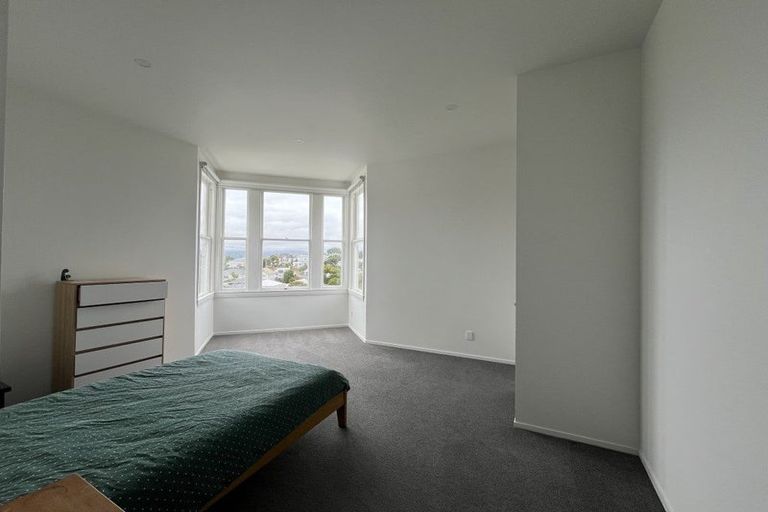 Photo of property in 2 Konini Road, Titirangi, Auckland, 0604