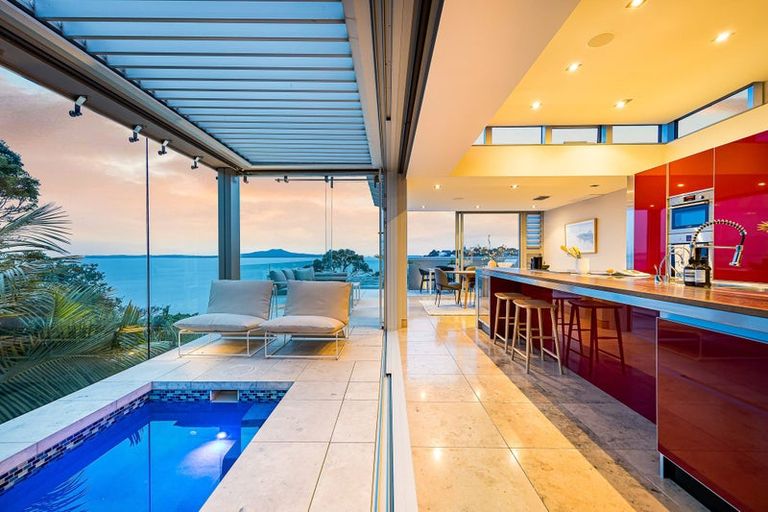 Photo of property in 21 Brighton Terrace, Mairangi Bay, Auckland, 0630