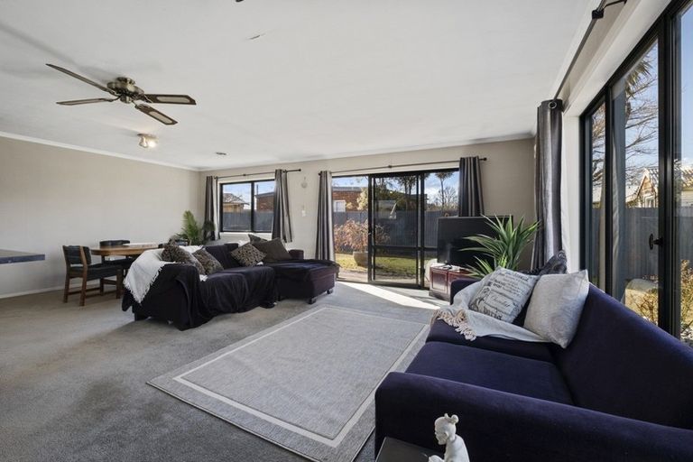 Photo of property in 52 Ashworth Street, Alexandra, 9320