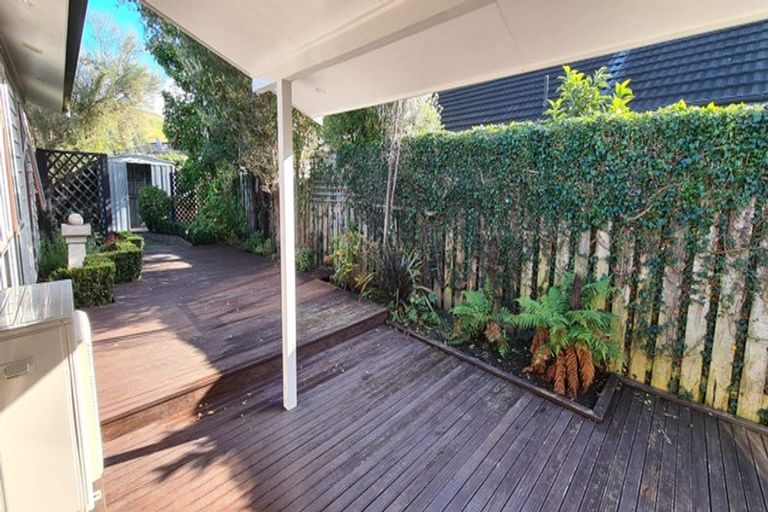 Photo of property in 25 Anderson Road, Taradale, Napier, 4112