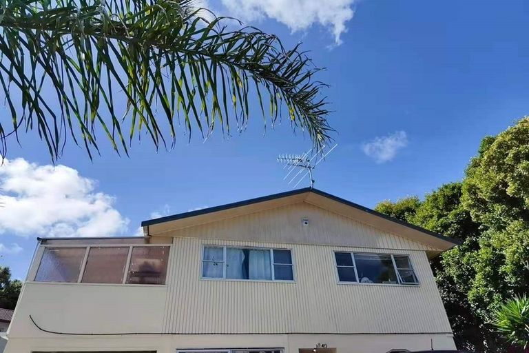 Photo of property in 14 Bacot Place, Howick, Auckland, 2014