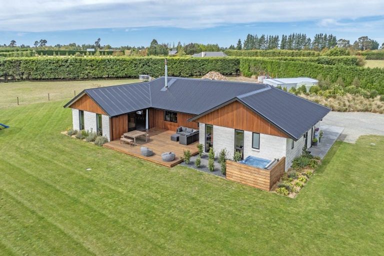 Photo of property in 1602 Clintons Road, Darfield, 7571