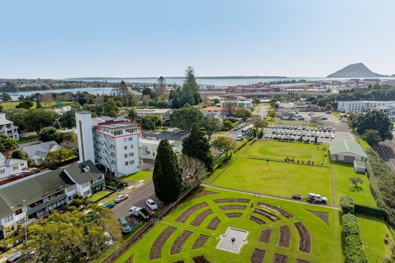 Photo of property in 3/22 Cliff Road, Tauranga, 3110